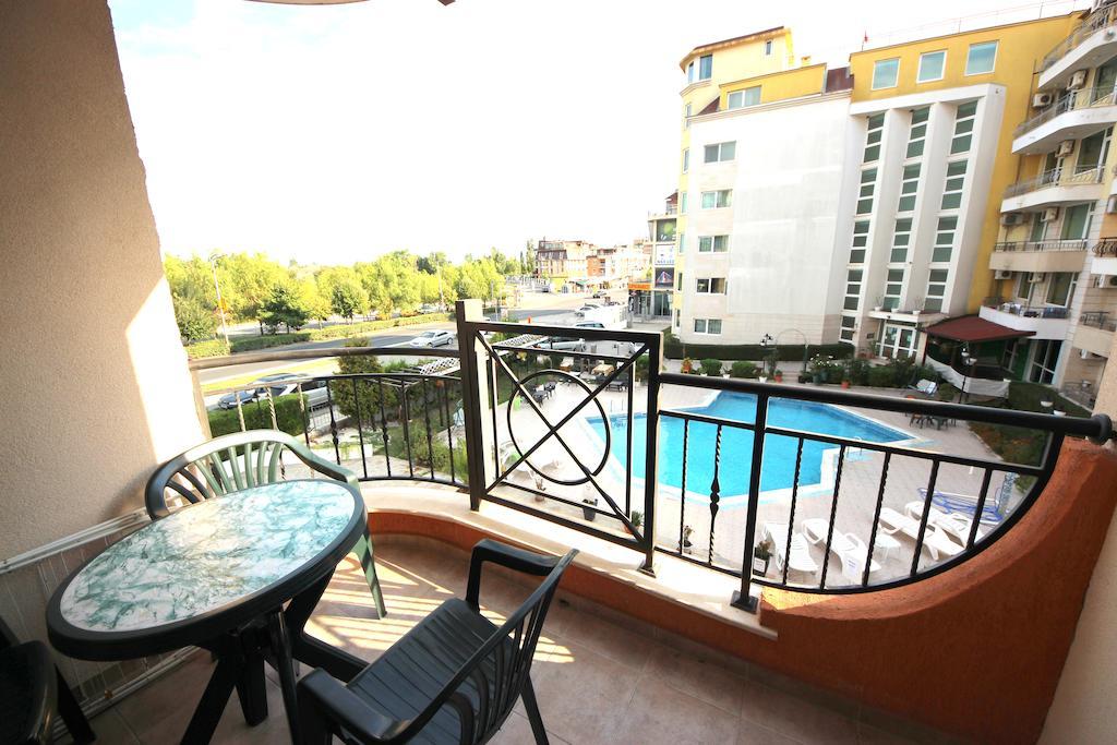 Menada Sea Regal Apartments Pantai Sunny Bilik gambar