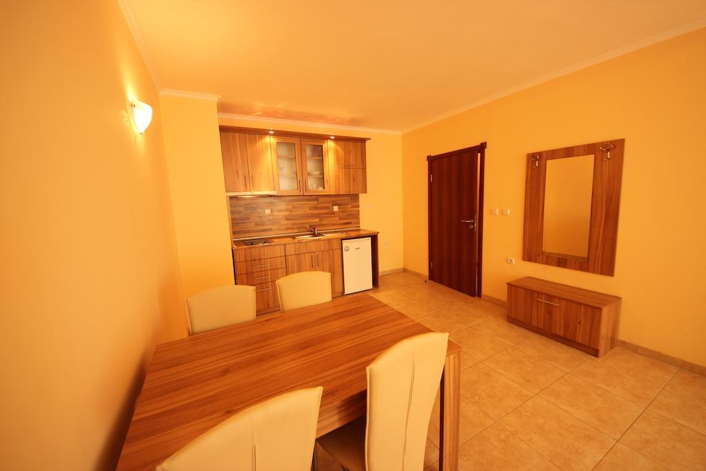 Menada Sea Regal Apartments Pantai Sunny Bilik gambar