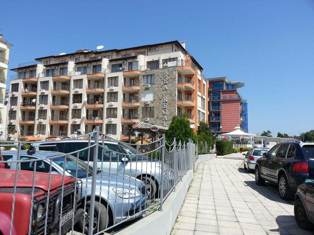 Menada Sea Regal Apartments Pantai Sunny Luaran gambar