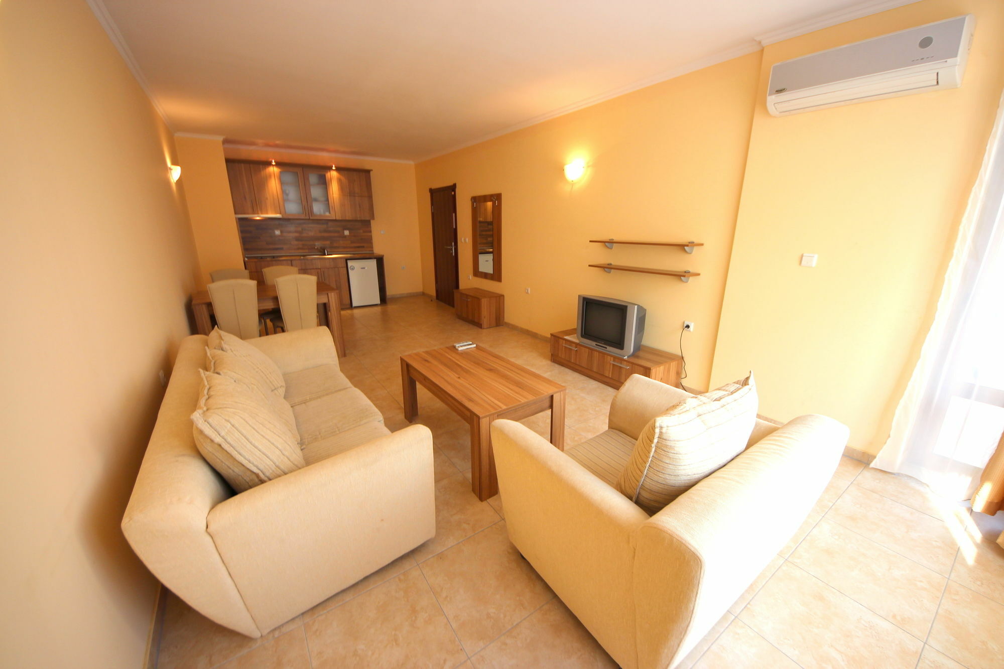 Menada Sea Regal Apartments Pantai Sunny Luaran gambar
