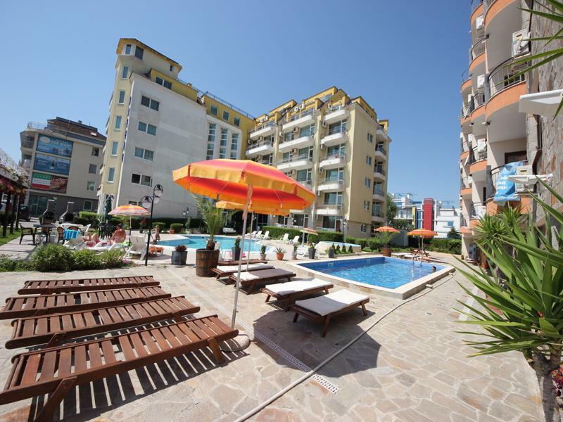 Menada Sea Regal Apartments Pantai Sunny Luaran gambar